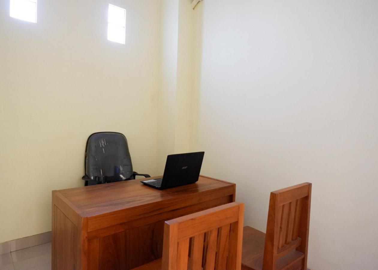 Готель Koolkost Syariah Near Transmart Banyumanik Semarang Srondolwetan Екстер'єр фото